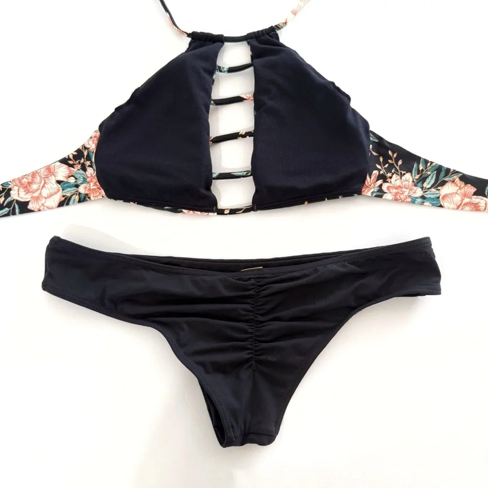 BILLABONG BLACK FLORAL PRINT STRAPPY OPEN CENTER HALTER TOP CINCHED BOTTOM SET - Picture 2 of 4